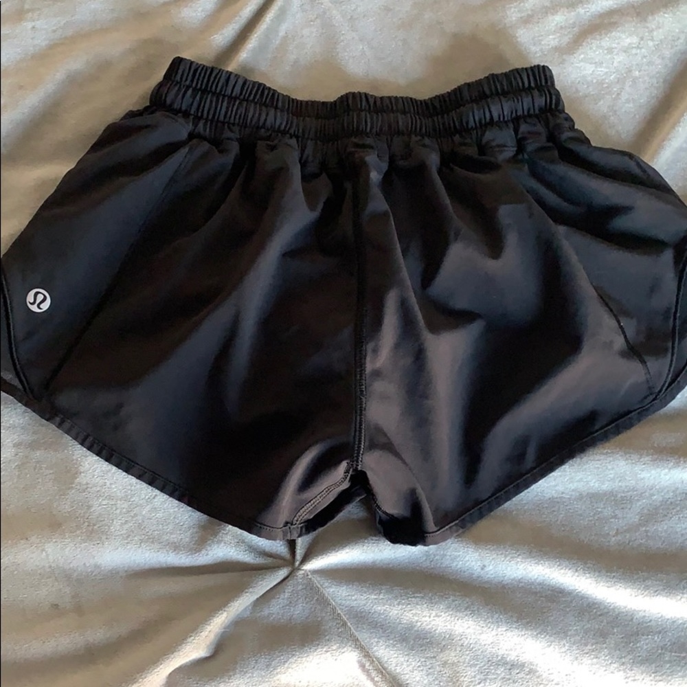 Black Lulu Shorts 2.5